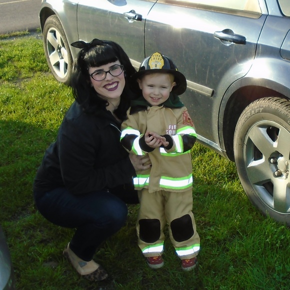 Meet your Posher, Dana - Picture 5 of 8